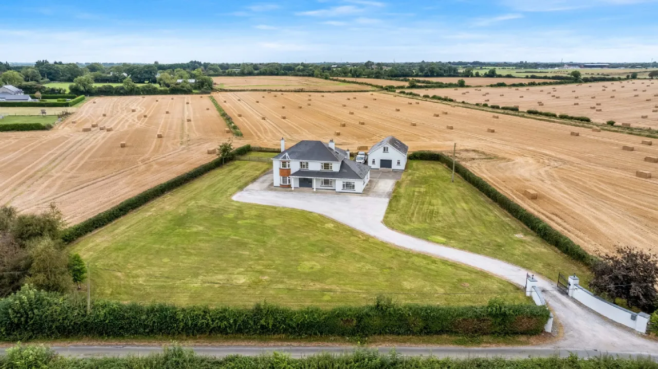 Photo of Fairyhouse Lodge, Mullinam Lane, Mullinam, Dublin 15, D15 CP2V