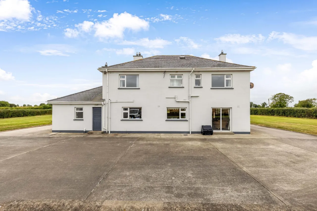 Photo of Fairyhouse Lodge, Mullinam Lane, Mullinam, Dublin 15, D15 CP2V