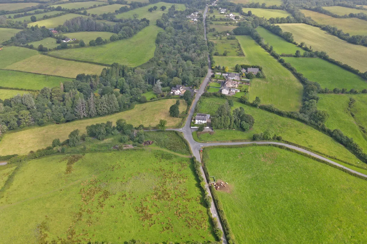 Photo of Brennan's Cross, Gortgarraun, Meelick, Co. Clare, V94E1C5