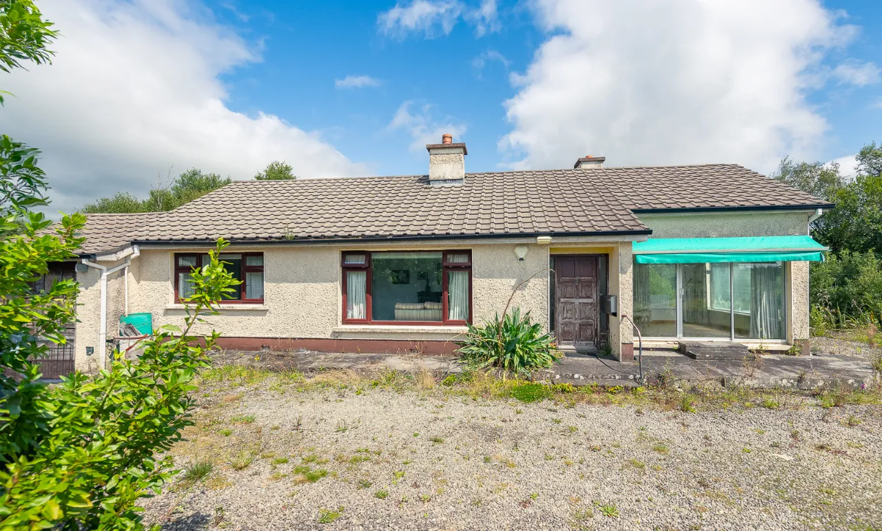 Photo of Loch Dubh, Rossdohan, Sneem, Co. Kerry, V93R3K4