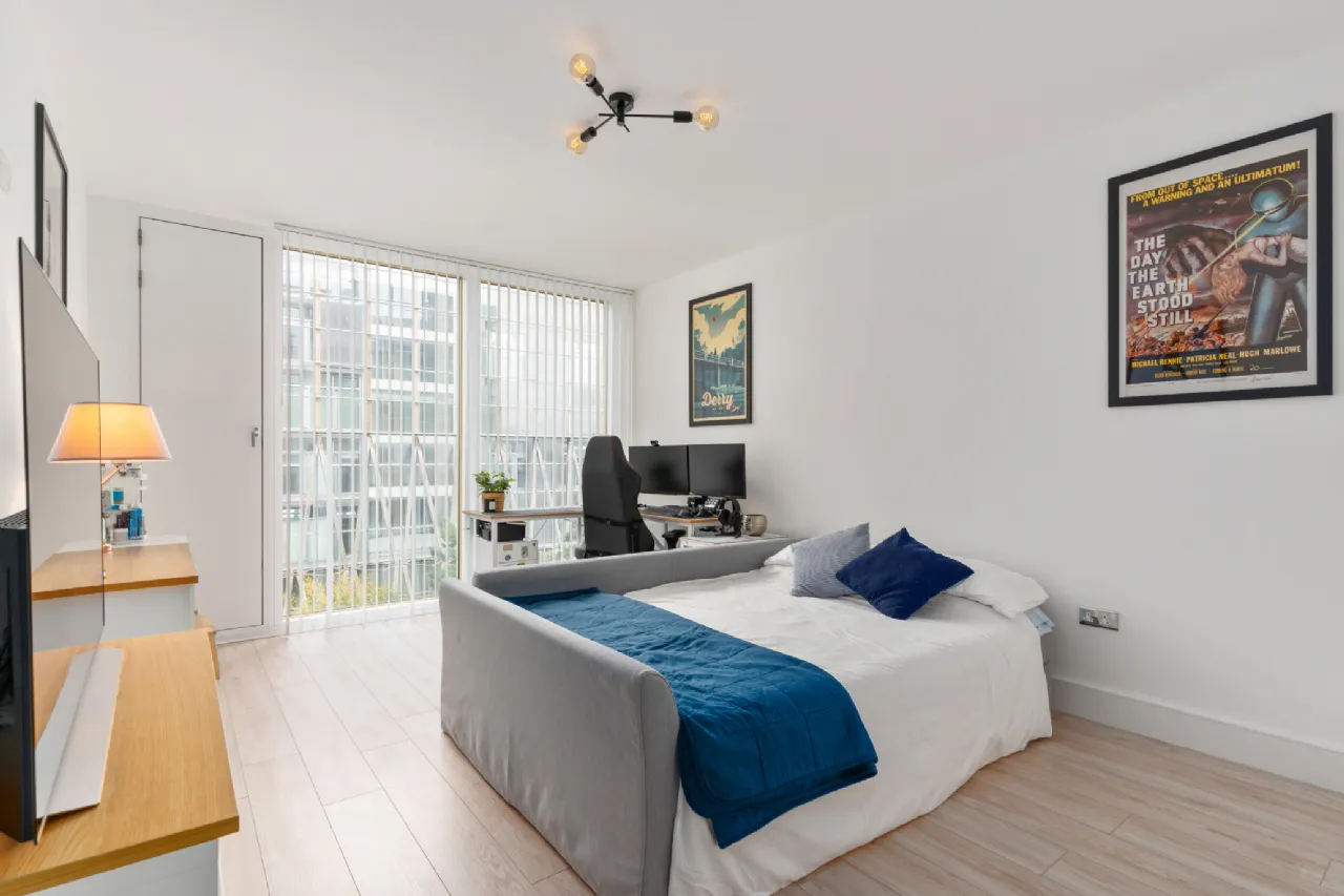 Photo of 18 The Bay, Elmpark, Merrion Road, Dublin 4, D04 XK66