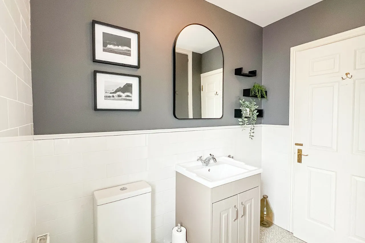 Photo of 3 Saint Mullin's Close, Tinnahinch, Graiguenmanagh, Co. Kilkenny, R95 X568