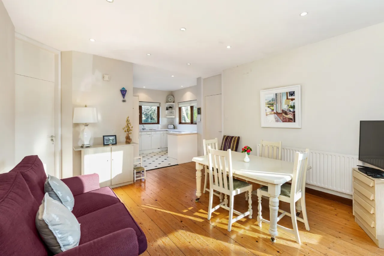 Photo of Errol, 8 Cenacle Grove, Killiney, Co Dublin, A96 AD71