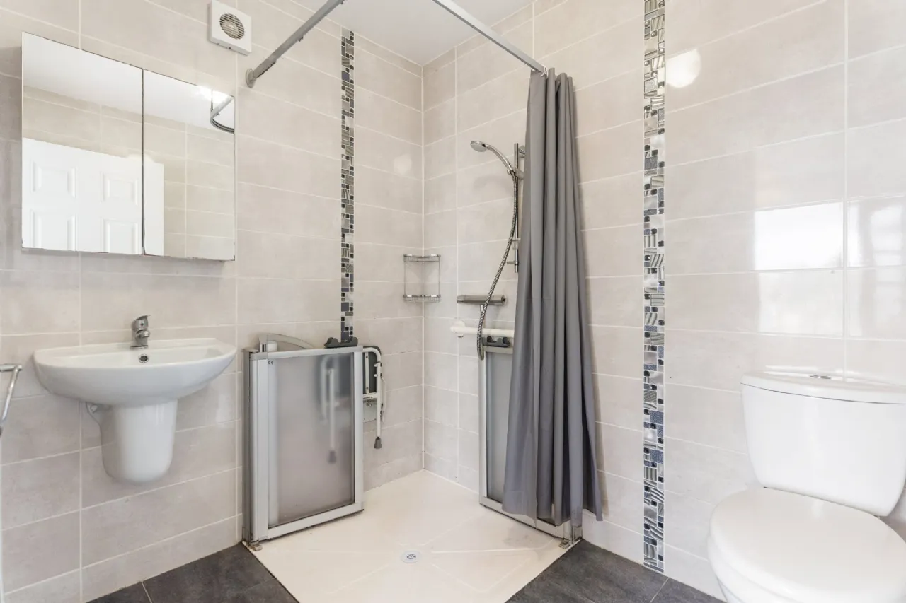 Photo of 21 Barton Road East, Churchtown, Dublin 14, D14 A2H4