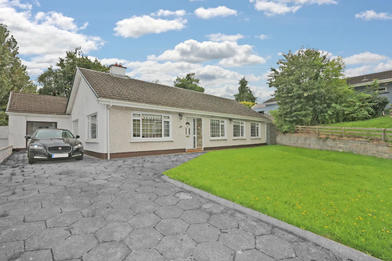 Photo of 61 Tullyvarraga Court, Shannon, Clare, V14 N265