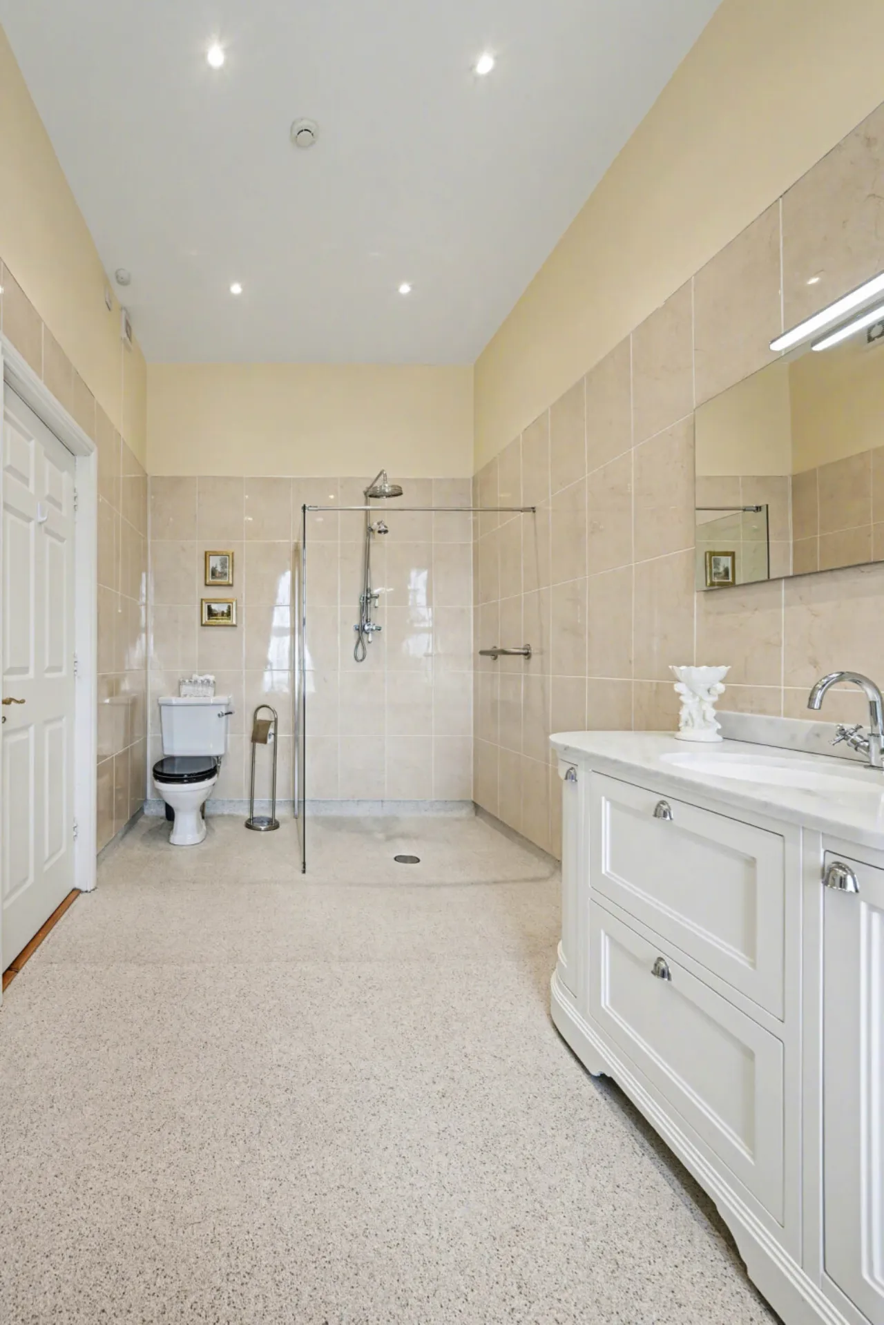 Photo of Atlantic Breeze, 2 Lower Branch Road, Tramore, Co. Waterford, X91TY86