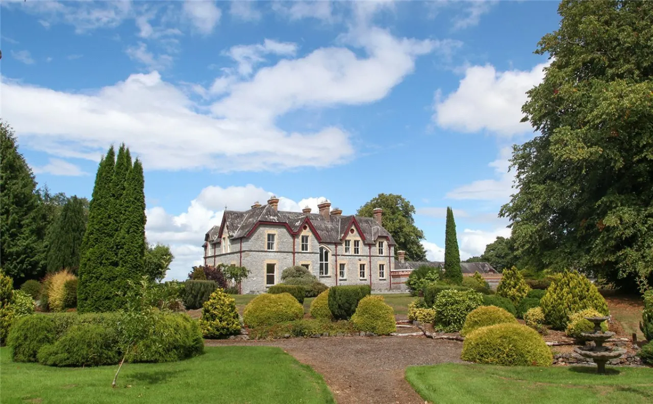 Photo of Kilteelagh House, Dromineer, County Tipperary, 76KM