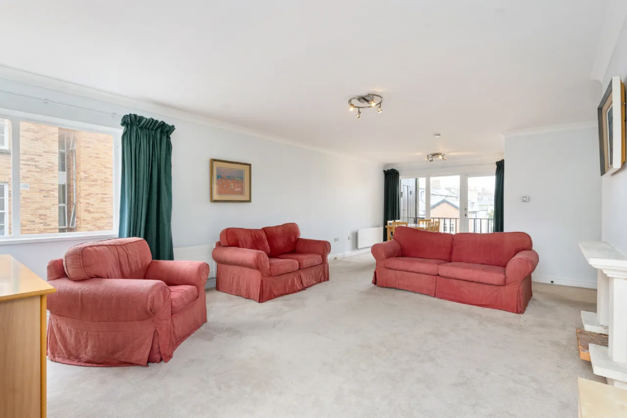 Photo of Apartment 16, 85 Wellington House, Wellington Road, Dublin 4, D04 C421