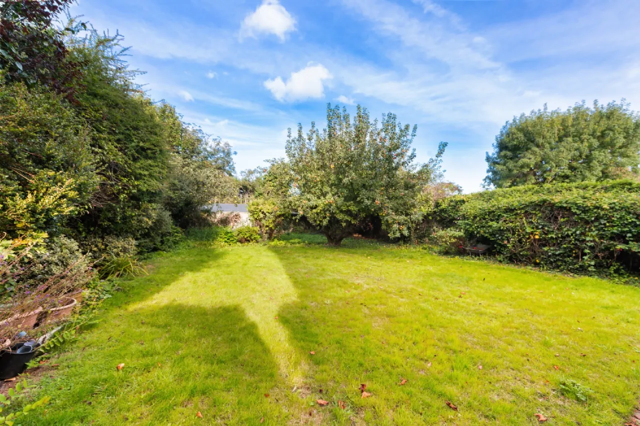 Photo of 15 Rathdown Park, Terenure, Dublin 6w, D6W EK75