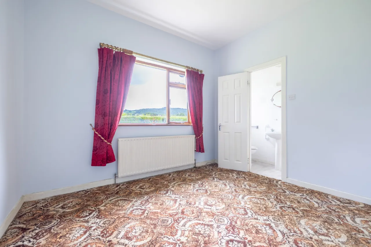 Photo of Kilcash Cross, Clonmel, Co. Tipperary, E91 R2H1