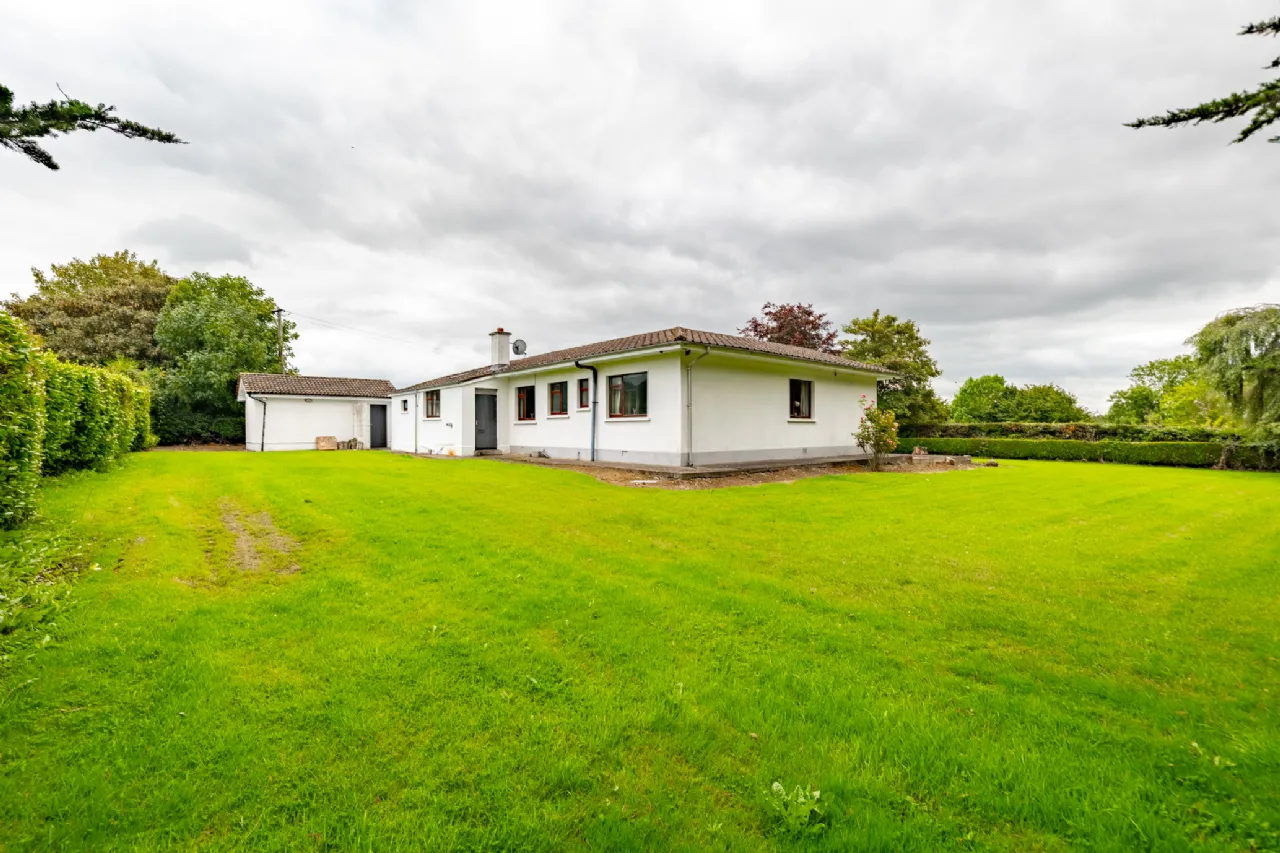 Photo of Kilcash Cross, Clonmel, Co. Tipperary, E91 R2H1