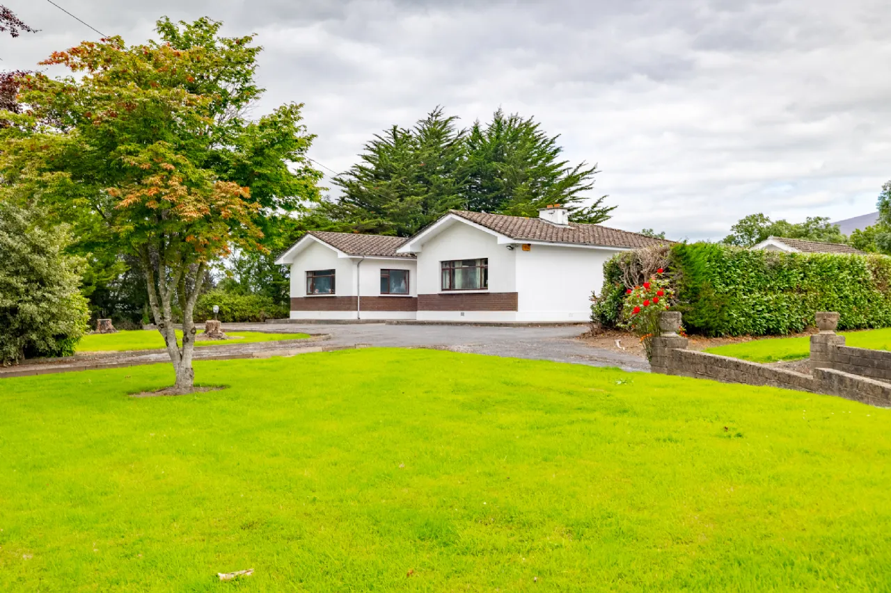 Photo of Kilcash Cross, Clonmel, Co. Tipperary, E91 R2H1