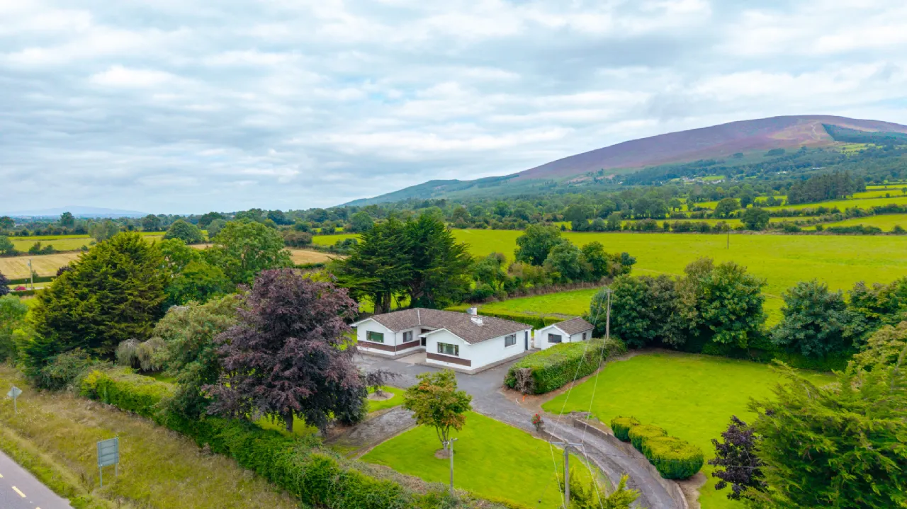 Photo of Kilcash Cross, Clonmel, Co. Tipperary, E91 R2H1