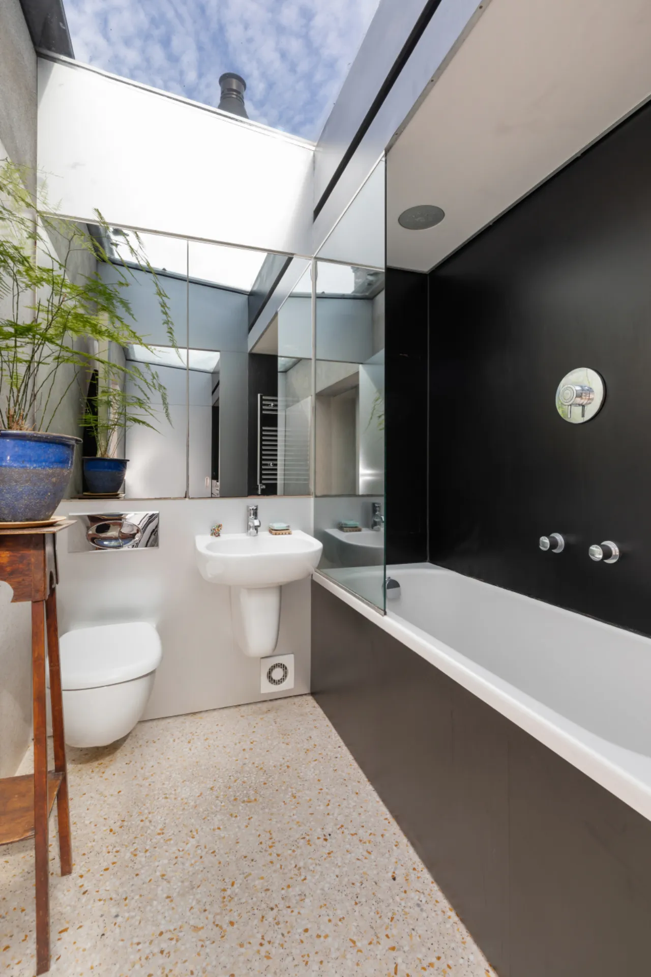 Photo of 58 John Dillon Street, The Liberties, Dublin 8, D08 E5N5