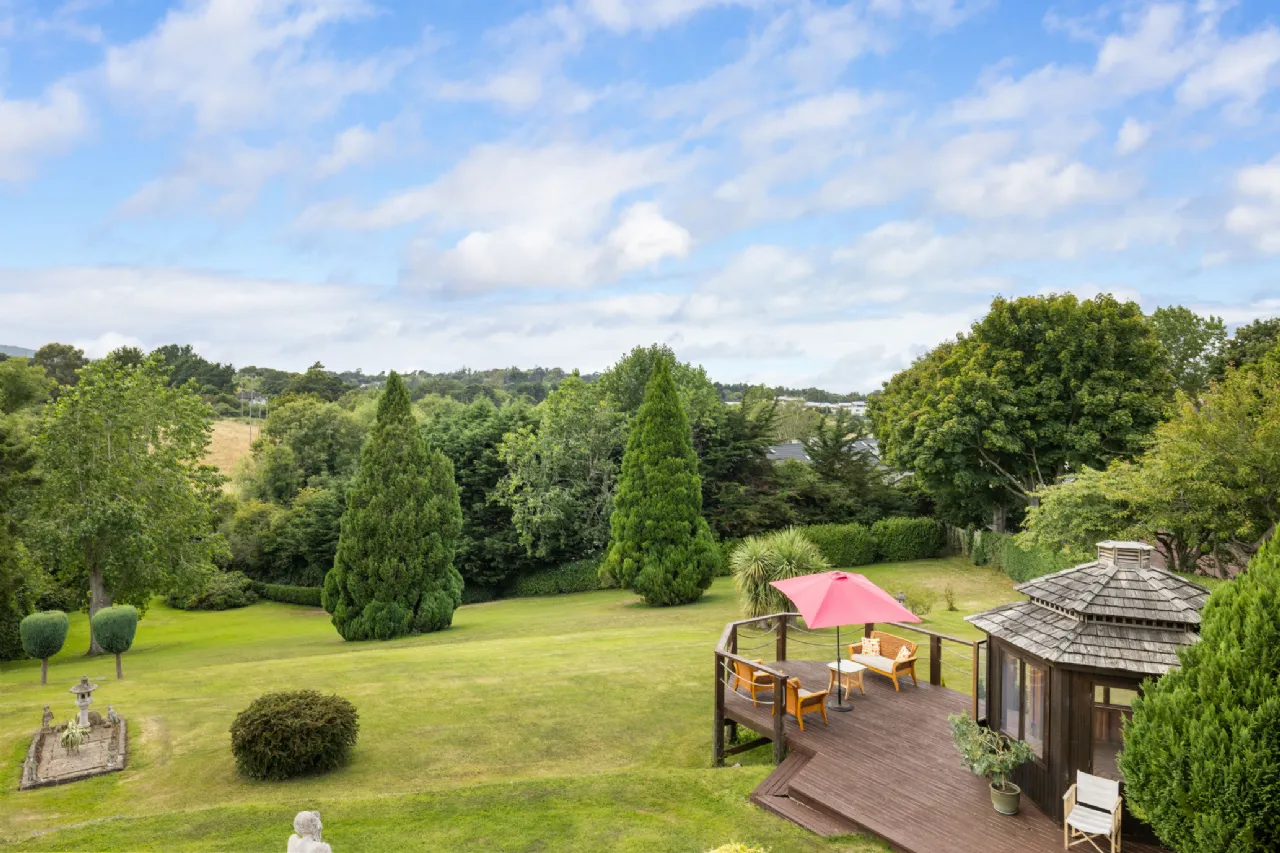 Photo of Carrabawn, 4 Sunnyhill Park, Cabinteely, Dublin 18, D18 H9W6