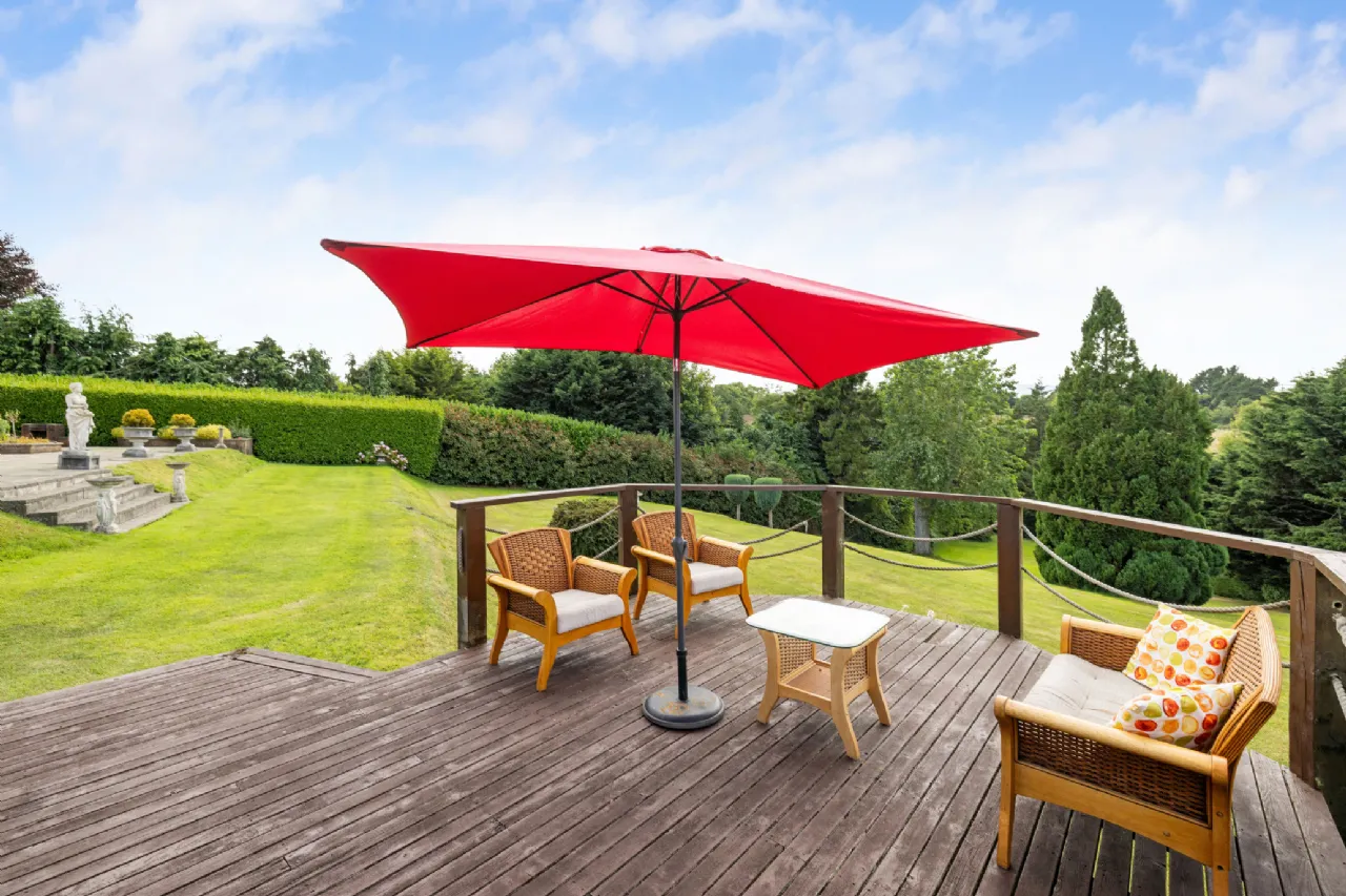 Photo of Carrabawn, 4 Sunnyhill Park, Cabinteely, Dublin 18, D18 H9W6