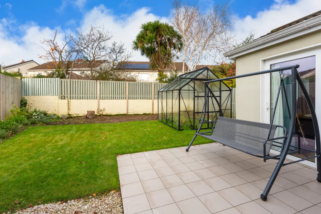 Photo of 46 Glencairn Crescent, The Gallops, Leopardstown, Dublin 18, D18 E8H1