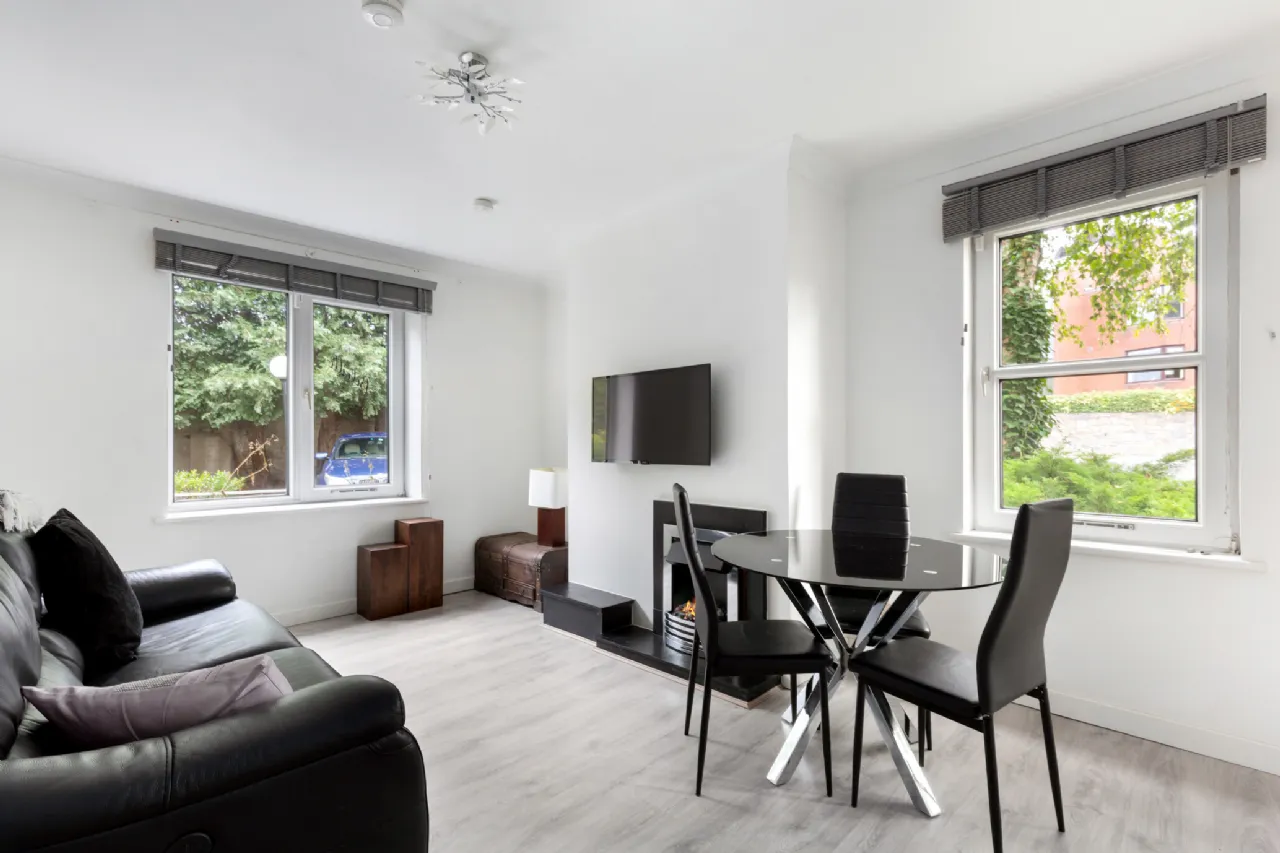 Photo of 1 Belville, Ailesbury Close, Donnybrook, Dublin 4, D04 PR52