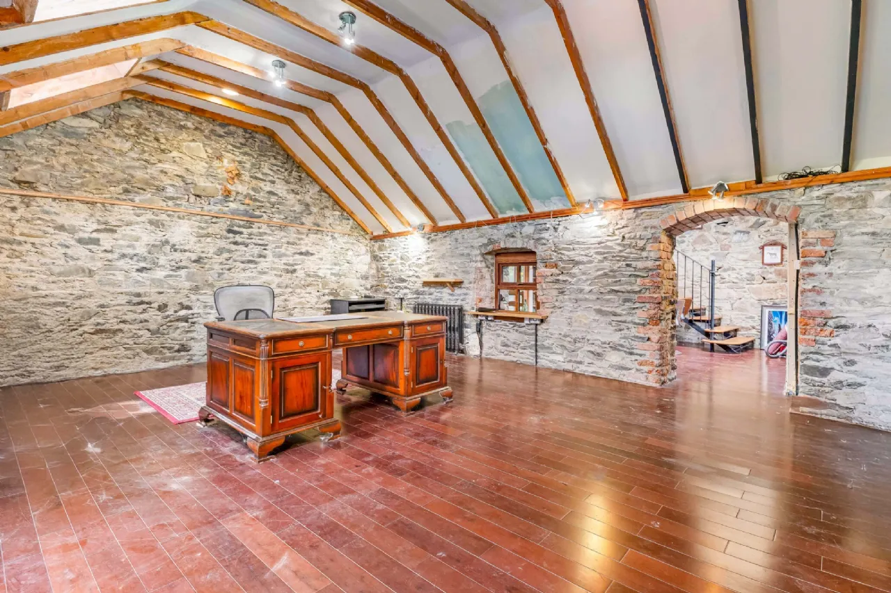 Photo of Derryvally House, Ballybay, Co. Monaghan, A75 WN72