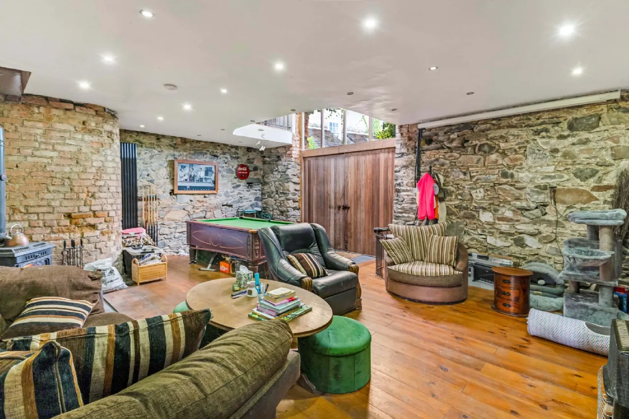 Photo of Derryvally House, Ballybay, Co. Monaghan, A75 WN72