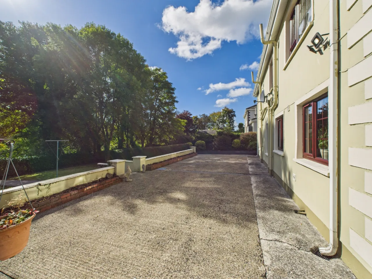 Photo of Sanborn House, 16 Edenvale, Kilrush Road, Ennis, Co Clare, V95YA36