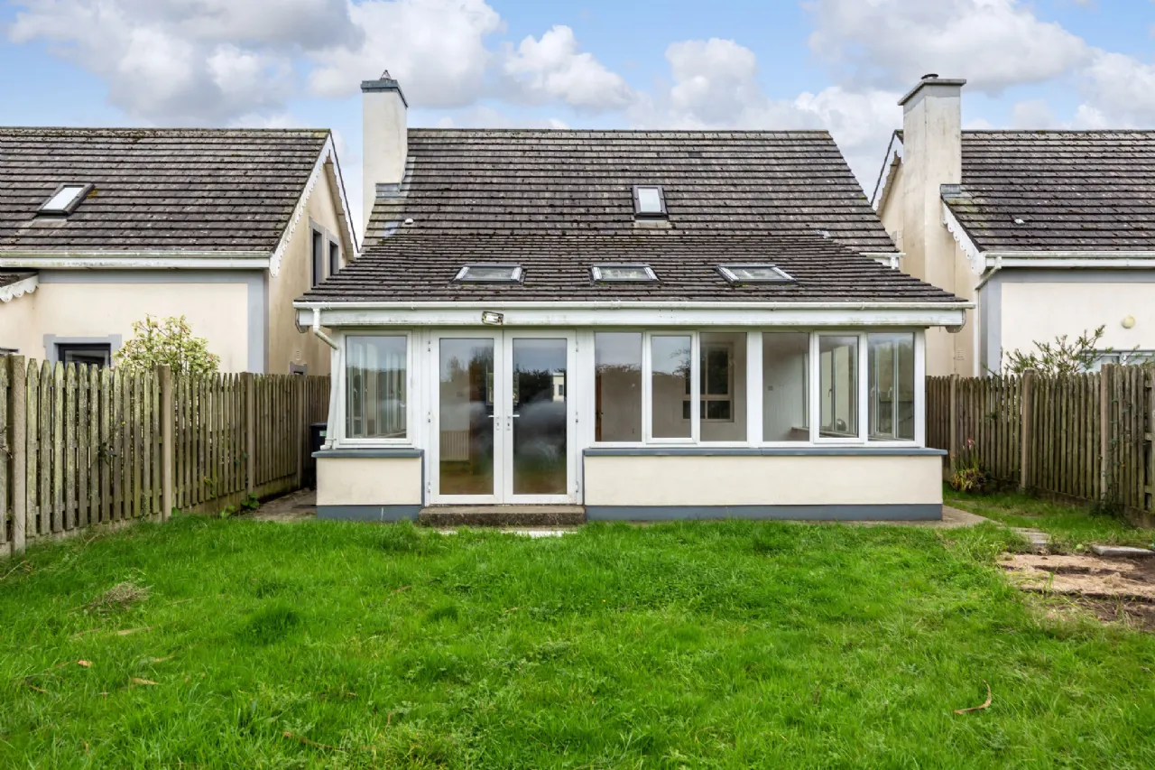 Photo of 8 Elm Grove, Rosslare Strand, Co Wexford, Y35H925