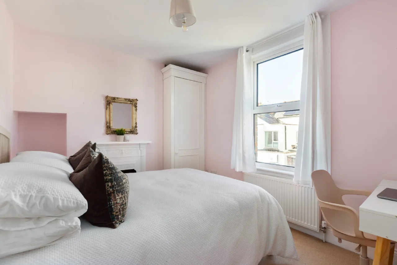 Photo of 30 Victoria Avenue, Donnybrook, Dublin 4, D04 X4K0