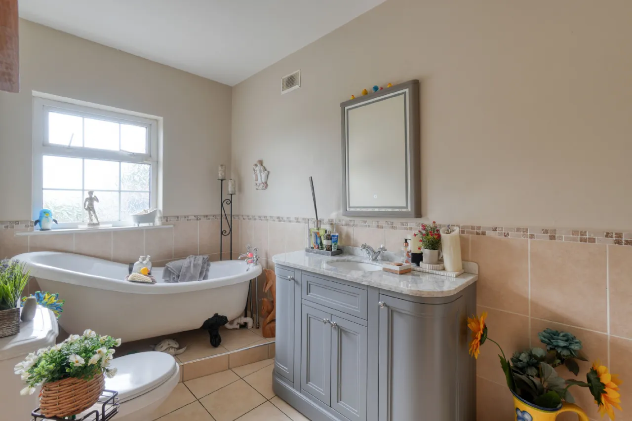 Photo of Larkins Cross, Ridge Road, Portlaoise,, Co. Laois, R32 DCF4