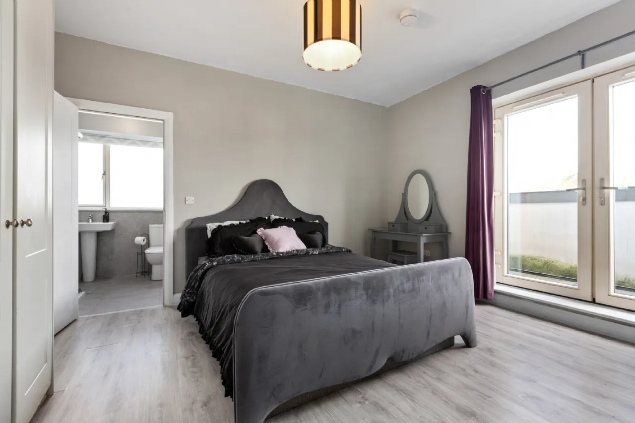 Photo of 27 Willow Glen, Glenamuck Road, Carrickmines, Dublin 18, D18 HK8W