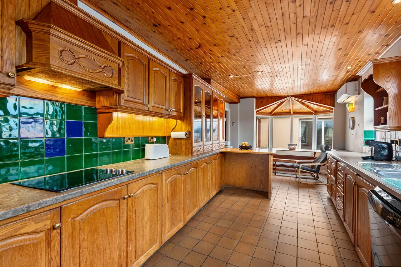 Photo of Ilenroy House, 10 North Street, Skibbereen, Co Cork, P81 DH60