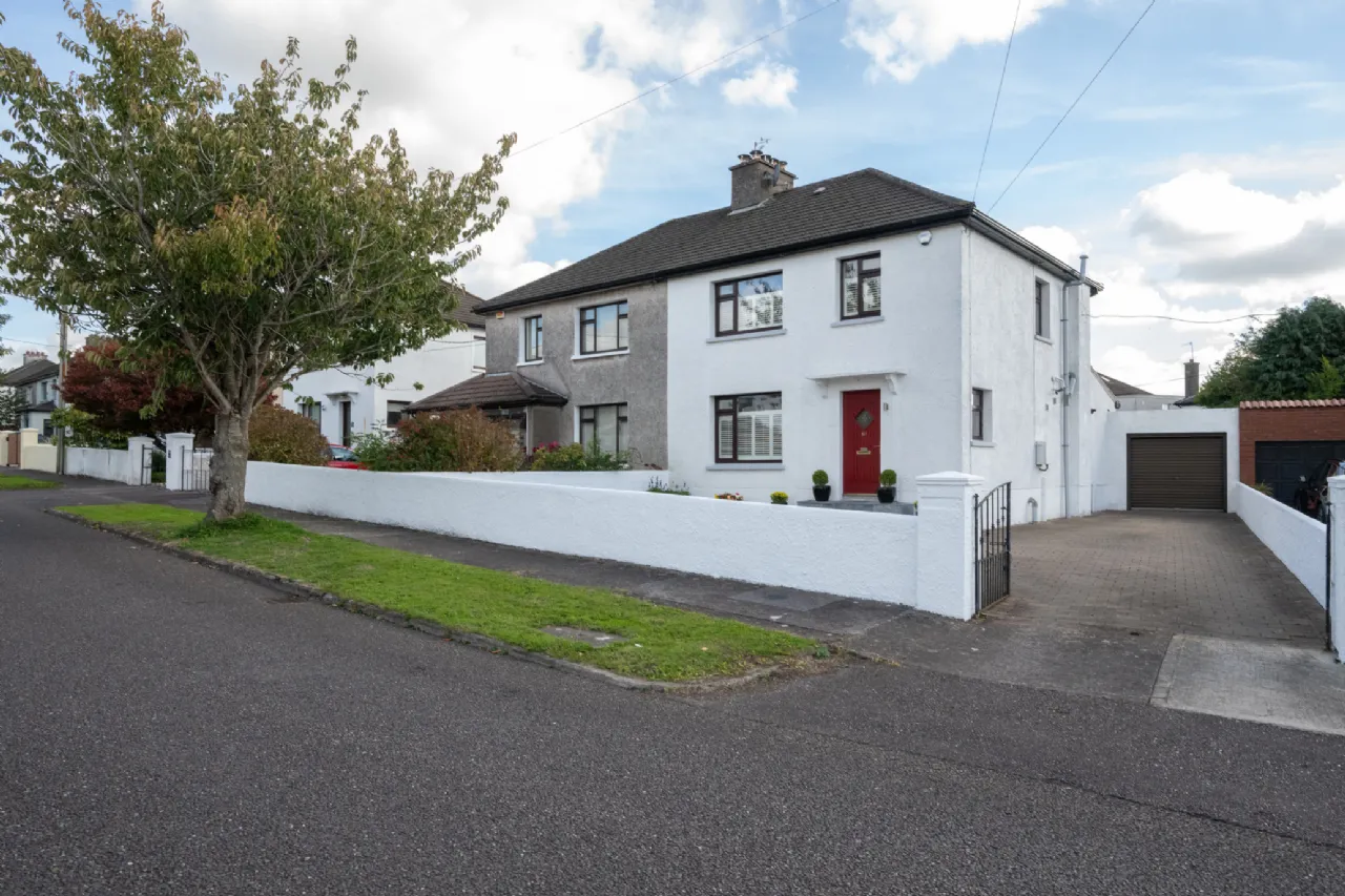 Photo of 107 Earlwood Estate, The Lough, Cork, T12 W5P2