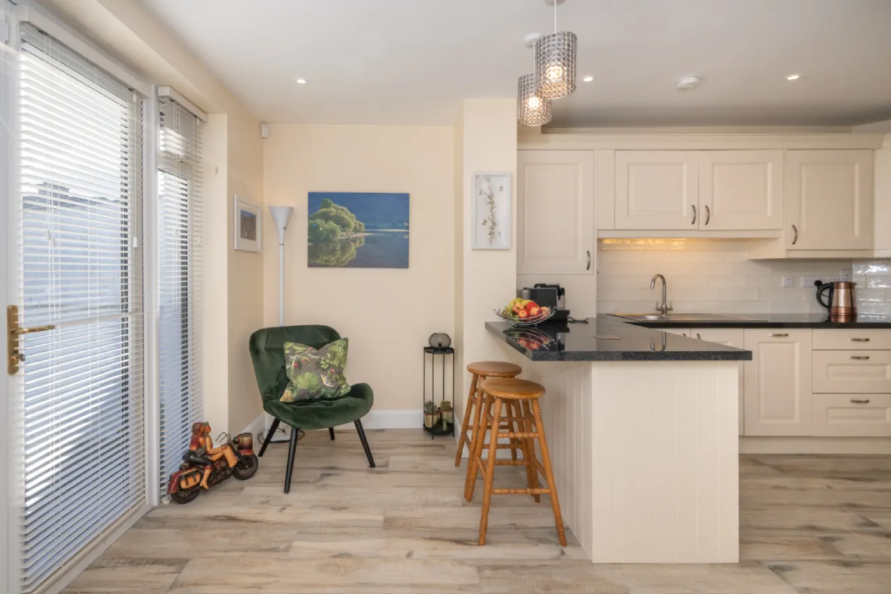 Photo of 107 Earlwood Estate, The Lough, Cork, T12 W5P2