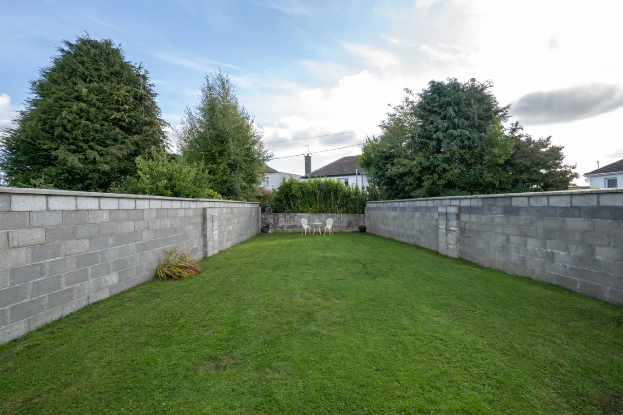 Photo of 107 Earlwood Estate, The Lough, Cork, T12 W5P2