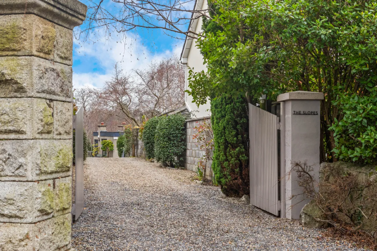 Photo of The Slopes, Knapton Road, Monkstown, Co Dublin, A96 A094