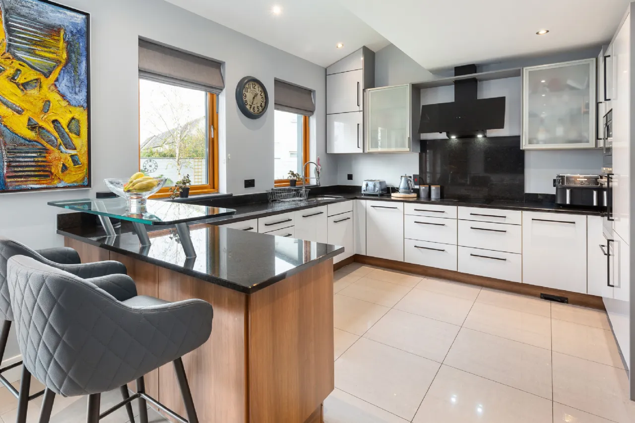 Photo of 6 Chapelton, Hollystown, Dublin 15, D15 AX7O