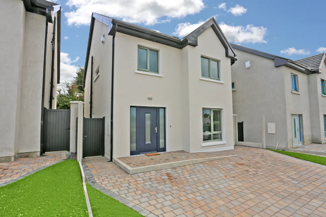 Photo of 2 Barnakyle Gardens, Patrickswell, Limerick, V9400N2