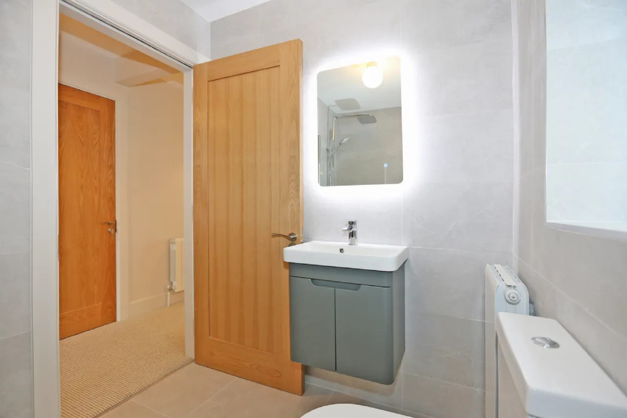 Photo of 2 Barnakyle Gardens, Patrickswell, Limerick, V9400N2