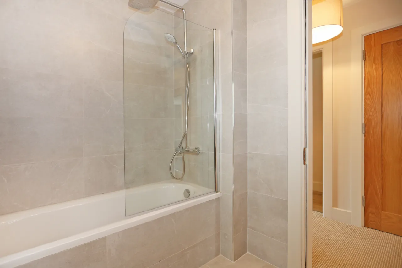 Photo of 2 Barnakyle Gardens, Patrickswell, Limerick, V9400N2