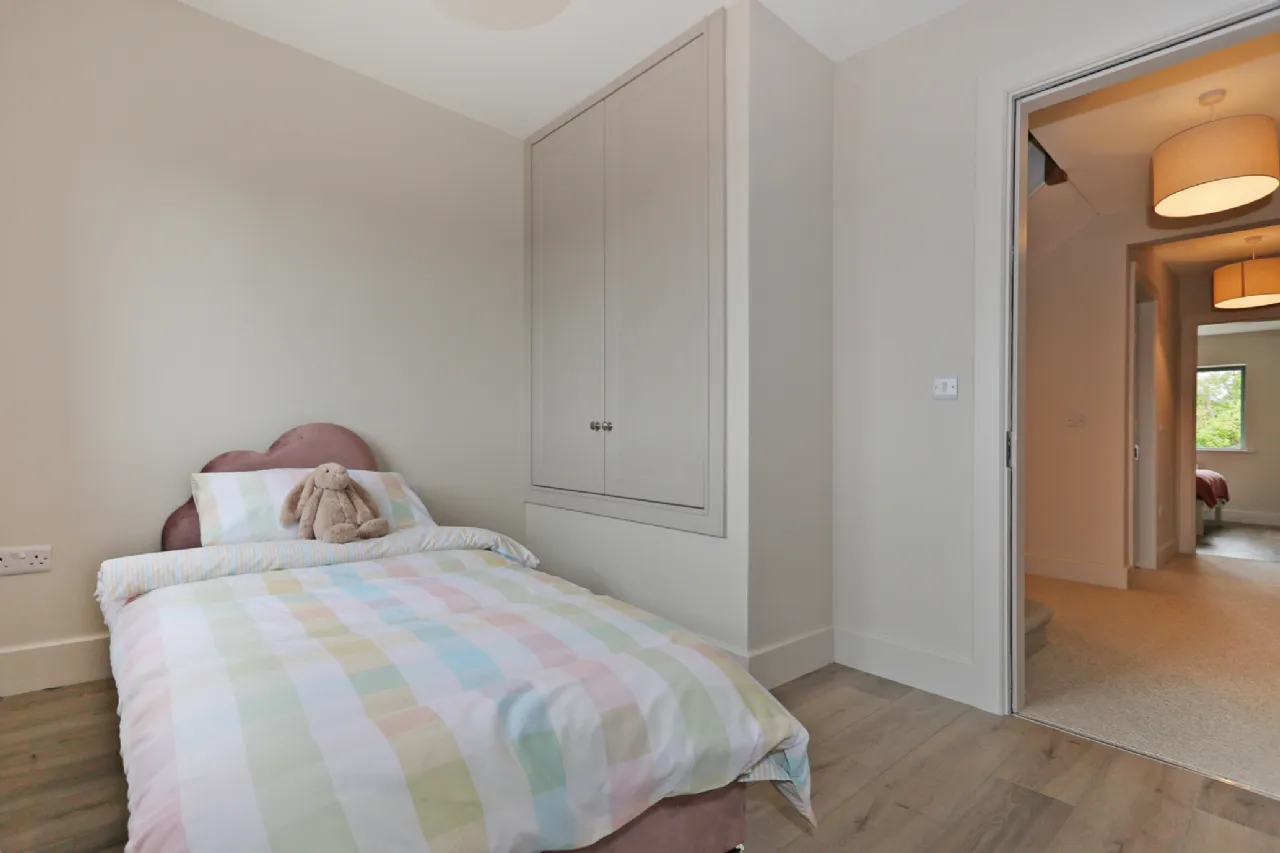 Photo of 2 Barnakyle Gardens, Patrickswell, Limerick, V9400N2