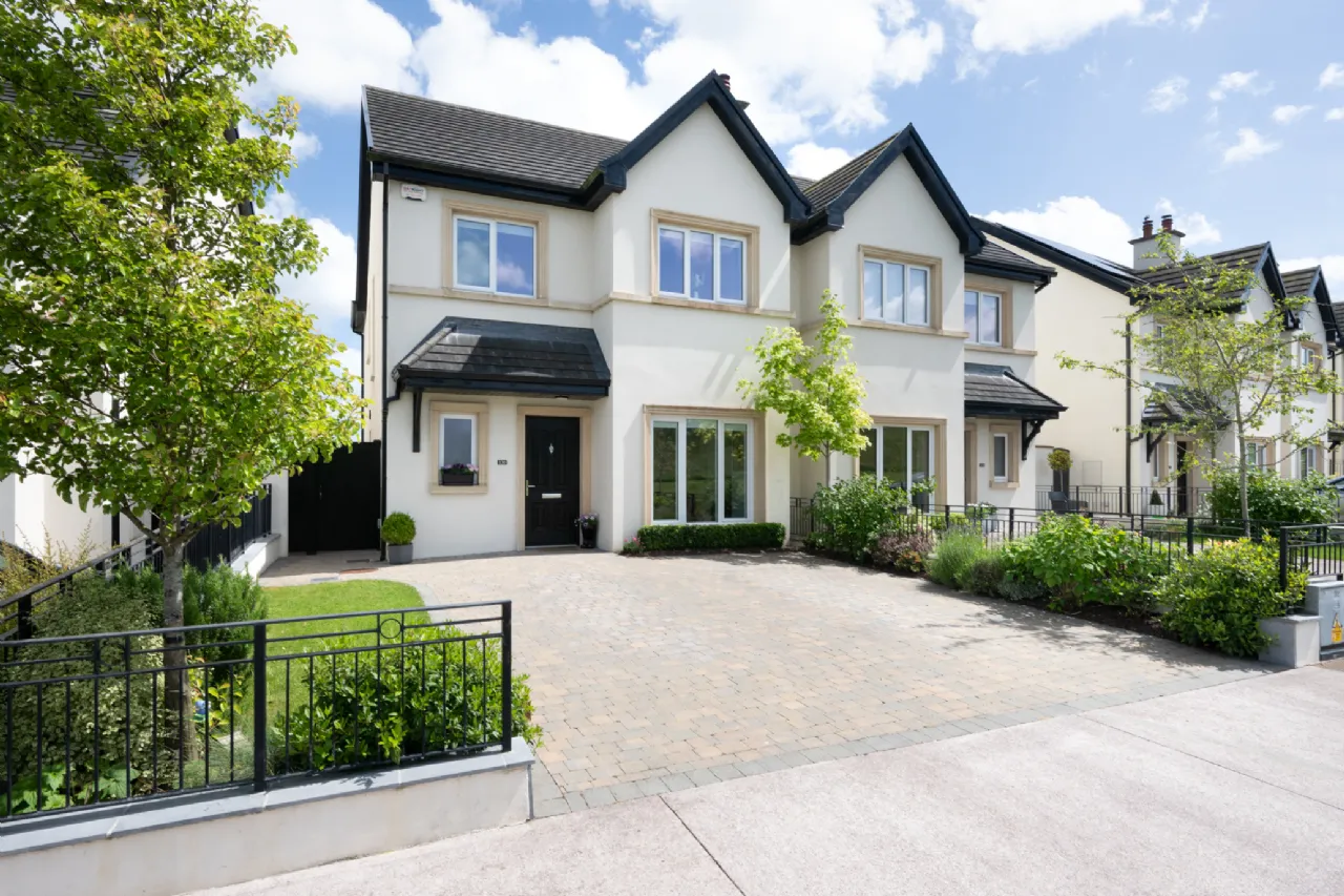 Photo of 130 Clonlara, Kerry Pike, Co. Cork, T23 T6VH