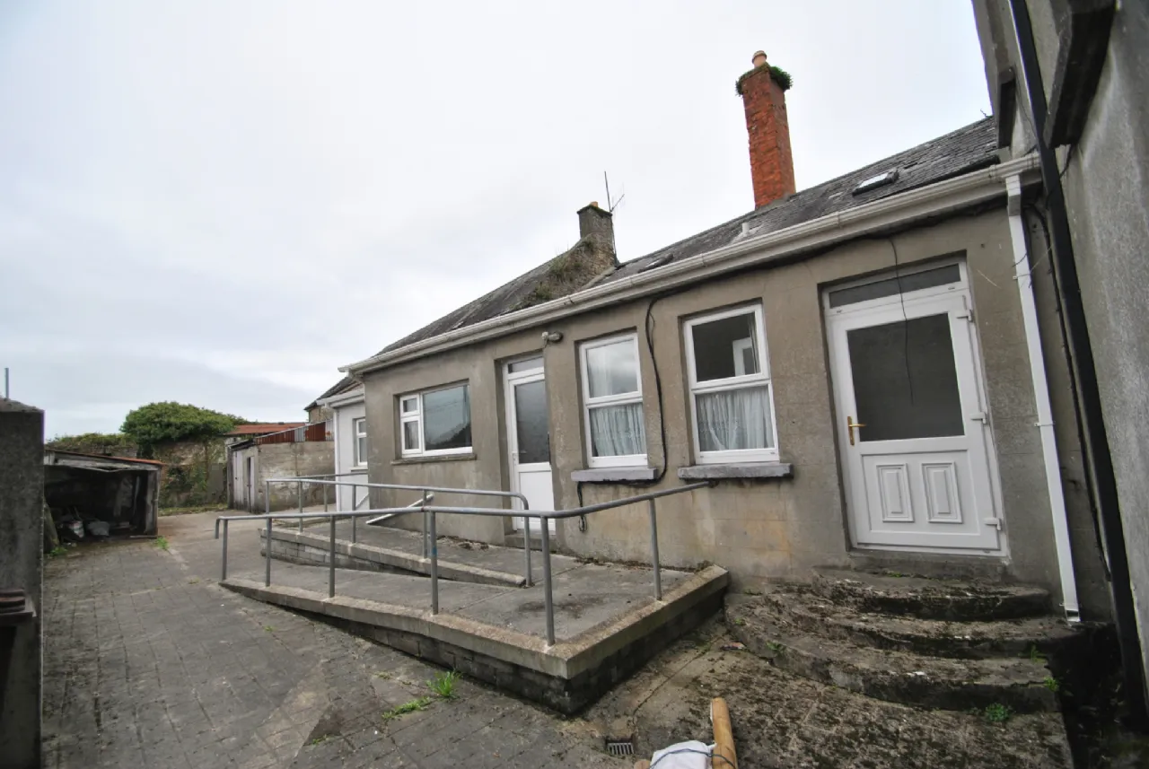 Photo of Rosemary Street, Roscrea, Co. Tipperary, E53 AE28