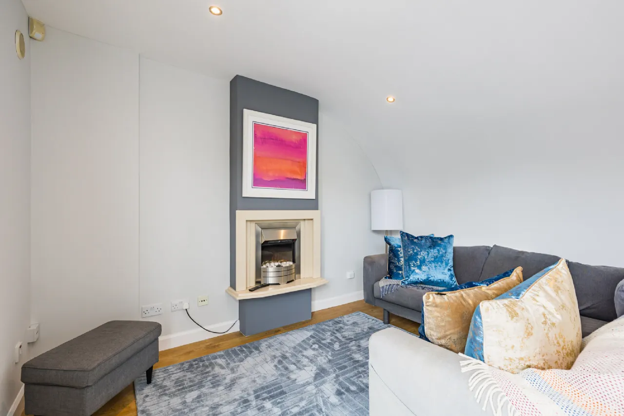 Photo of 1C Railway Cottages, Sandymount, Dublin 4, D04 F9N2
