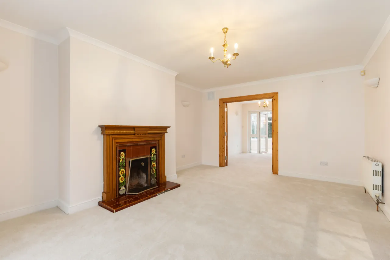 Photo of Anglesea, 40 Simmonscourt Castle, Ballsbridge, Dublin 4, D04 N2R5