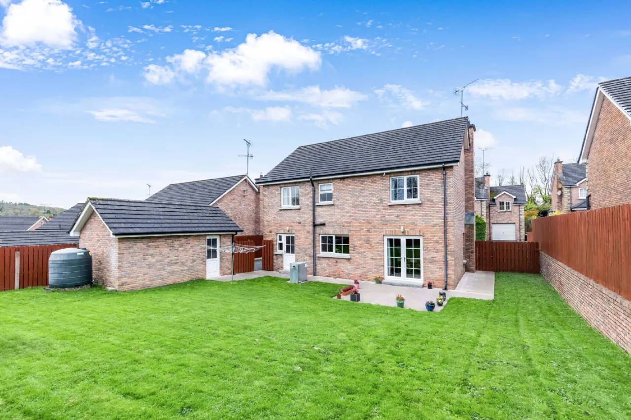 Photo of 19 Woodlands, Scotstown Road, Monaghan, H18VX51