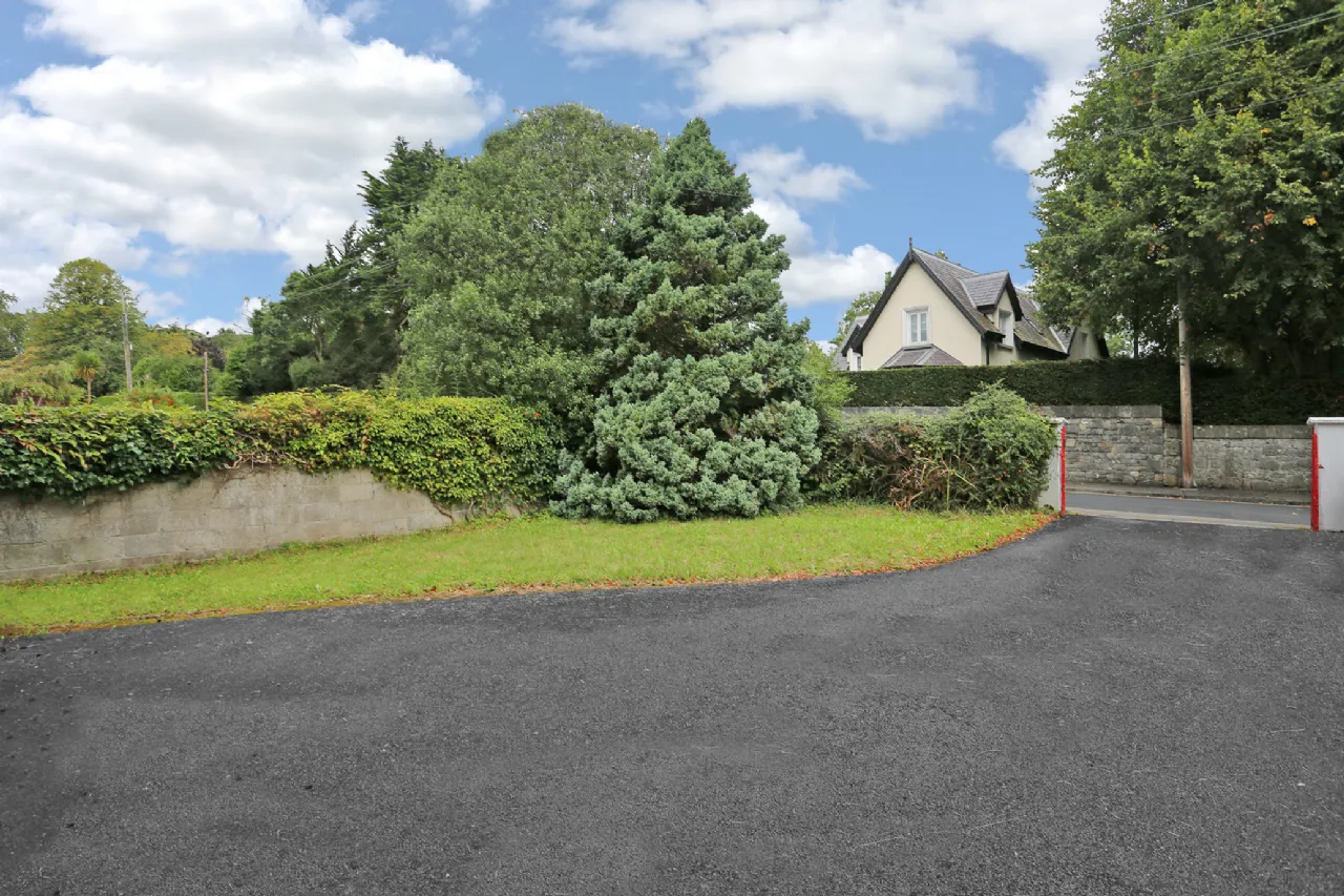 Photo of Annalore, 15 New Westfields, North Circular Road, Limerick, V94CPA9