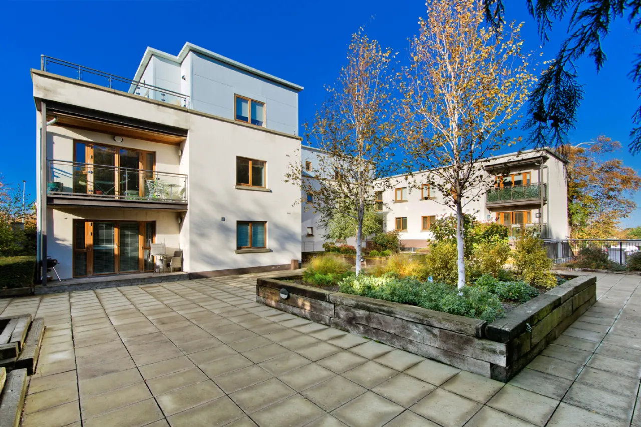 Photo of 9 Garthy Wood, Knocklyon, Dublin 16, D16 YR70