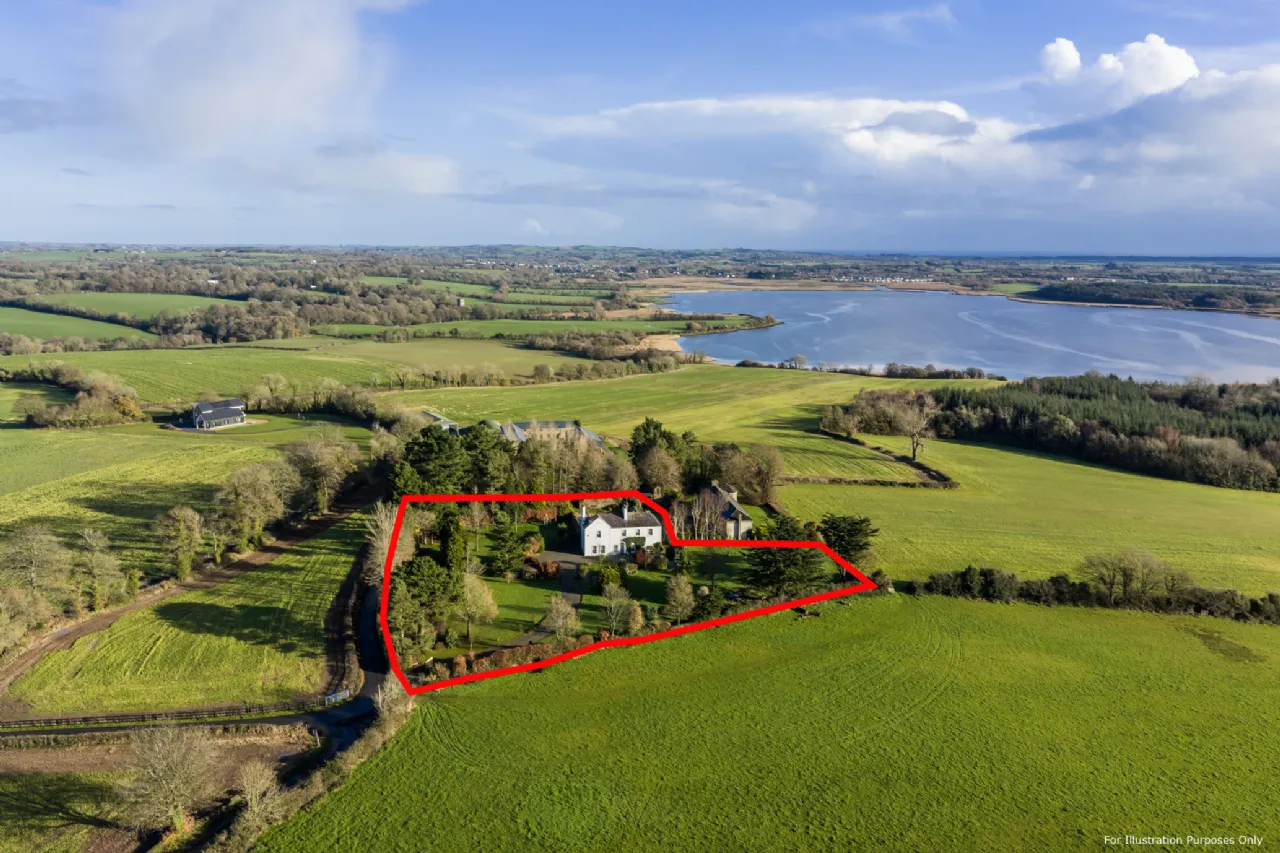 Photo of Saunderscourt House, Saunderscourt, Crossabeg, Co. Wexford, Y35 AE04