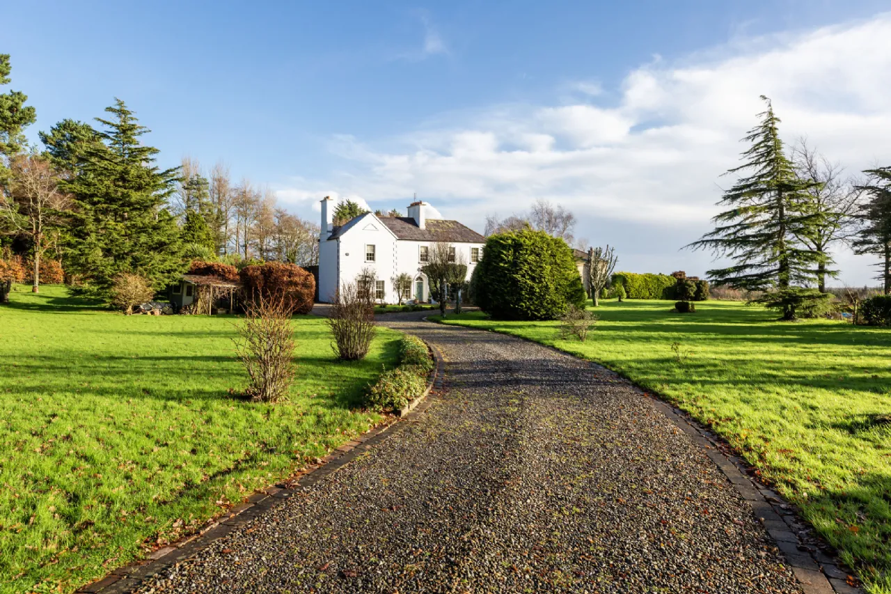 Photo of Saunderscourt House, Saunderscourt, Crossabeg, Co. Wexford, Y35 AE04