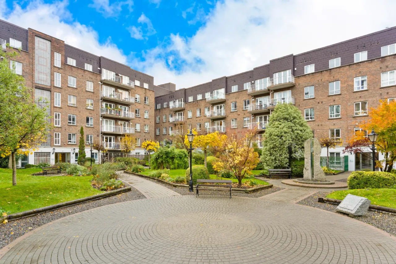 Photo of 46 Harcourt Green, Charlemont Street, Dublin 2, D02 AW28