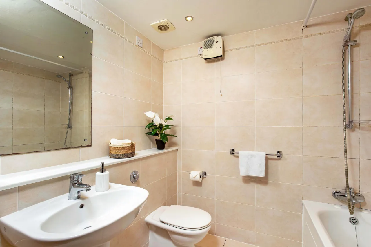 Photo of 17 Fairview Close, Drumcondra, Dublin 3, D03 K955